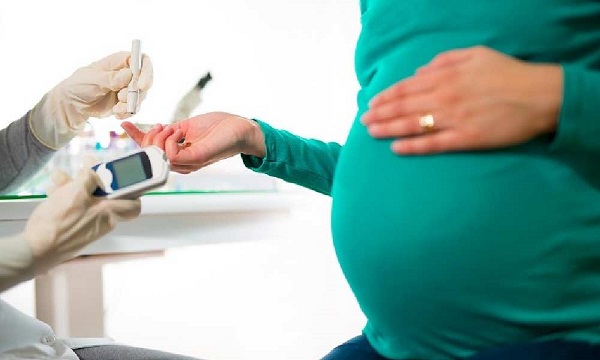 زنان باردار با این روش ها از دیابت نوع2 و دیابت بارداری در امان می مانند