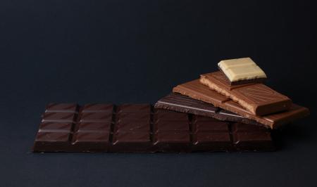 با این مواد غذایی از سفیدی مو پیشگیری کنید