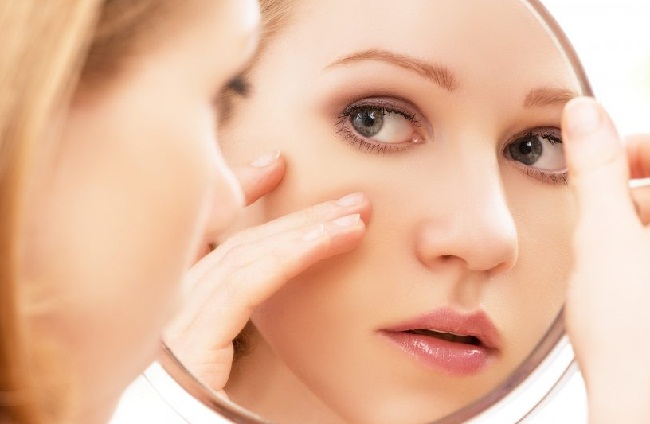 اگر پوست تان چروک و خشک شده یا صورت پف کرده دارید سلامتی شما دچار این مشکلات شده