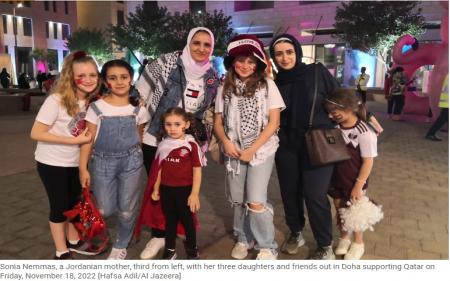 خانواده اردنی طرفدار تیم ملی قطر 