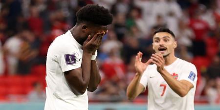 لحظه مهار پنالتی کانادا توسط دروازبان بلژیک + عکس