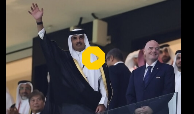 حضور امیر قطر در جشن ایرانیان پس از گل اول ایران +عکس