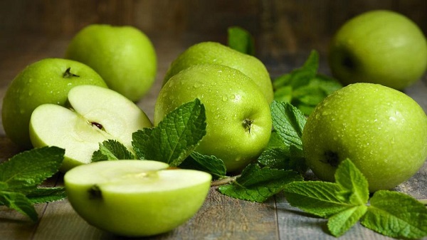 این میوه را ناشتا بخورید؛ ریتم قلب منظم، قند خون تنظیم، سلامت دندان تضمین می شود