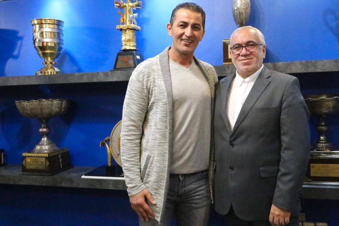 تصویری از دیدار مدیرعامل باشگاه استقلال و  پرویز برومند