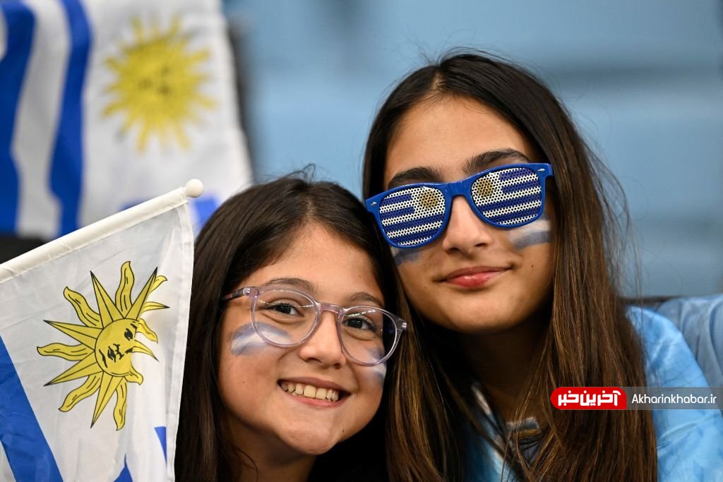 هواداران اروگوئه در ورزشگاه الجنوب قطر + عکس