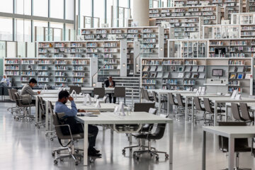 کتابخانه غول‌پیکر و مدرن قطر+ عکس