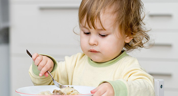 غذای کمکی کودکان و آنچه باید بدانید