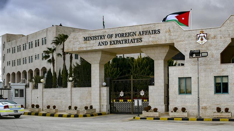 تصویری از ورودی  وزارت خارجه اردن