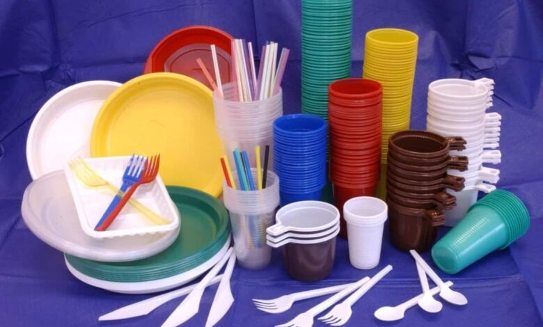 ممنوعیت فروش و تولید اقلام پلاستیکی یکبار مصرف در انگلیس