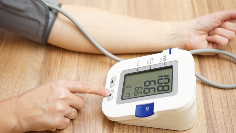 چگونه فشار خون را به درستی کنترل کنیم؟