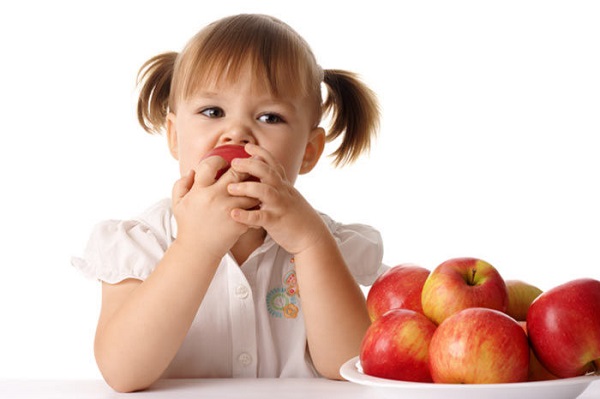 فواید بی نظیر مصرف سیب به صورت ناشتا/ اینفوگرافیک