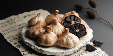 فواید فوق‌العاده سیر سیاه+ طرز تهیه