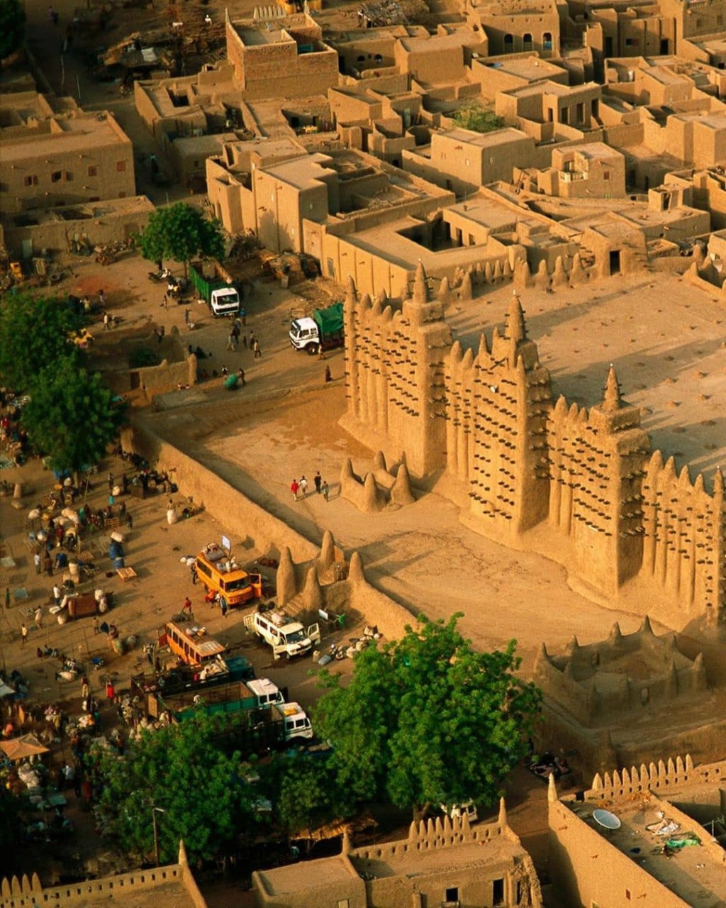 شهر خشتی زیبا در آفریقا + عکس