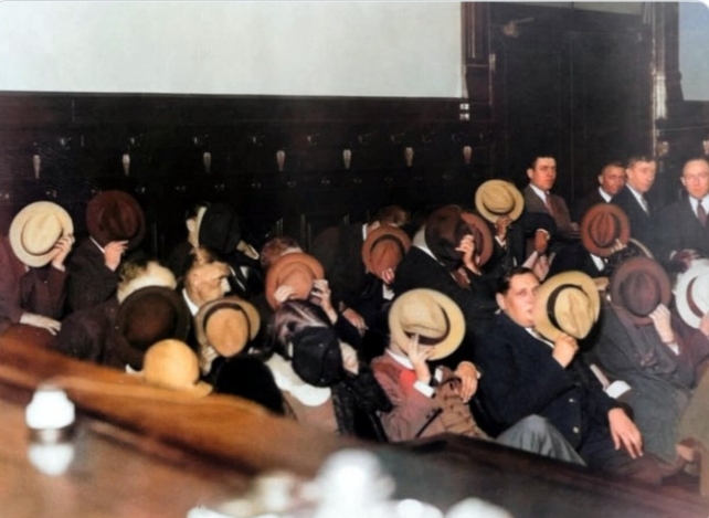 گنگسترهای دادگاه آل کاپون در دادگاه فیلادلفیا + عکس