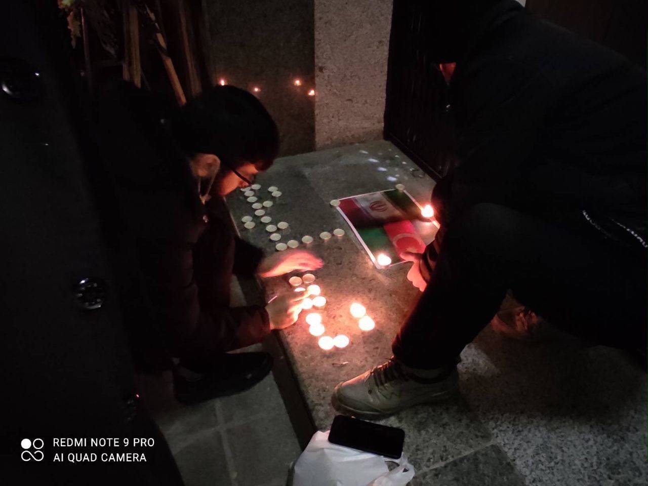 محکومیت حادثه سفارت جمهوری آذربایجان توسط جمعی از دانشجویان + عکس