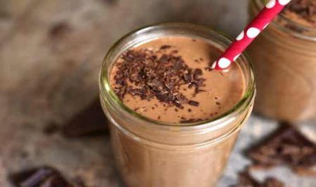 ترجمه اختصاصی/ چرا میلک  شیک شکلاتی برای بچه‌ها مناسب نیست