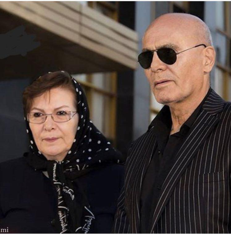 جمشید هاشم پور در کنار همسرش + عکس