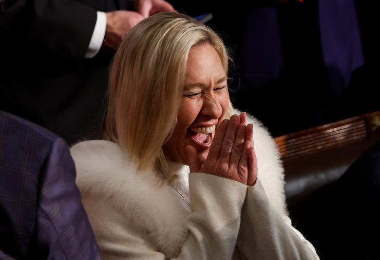 واکنش‌های تمسخرآمیز نمایندگان جمهوری‌خواه هنگام سخنرانی سالانه جو بایدن + عکس