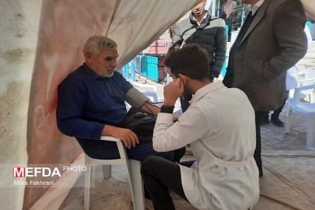 برپایی چادر سلامت در اسفراین/ تصاویر