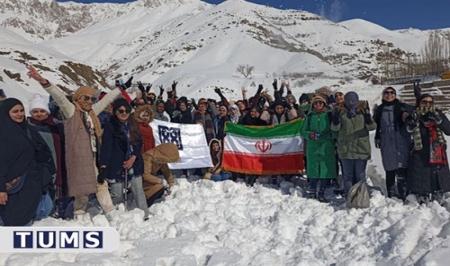 برگزاری جشنواره آدم برفی در دانشگاه علوم پزشکی تهران+ تصویر