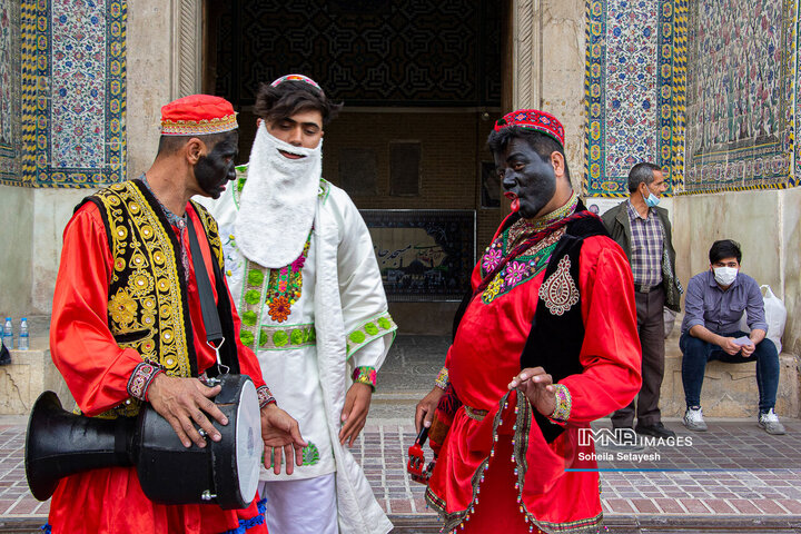 عمونوروز و حاجی فیروز در شیراز+ عکس