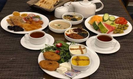 اینفوگرافیک | توصیه‌های پزشکی برای وعده افطار