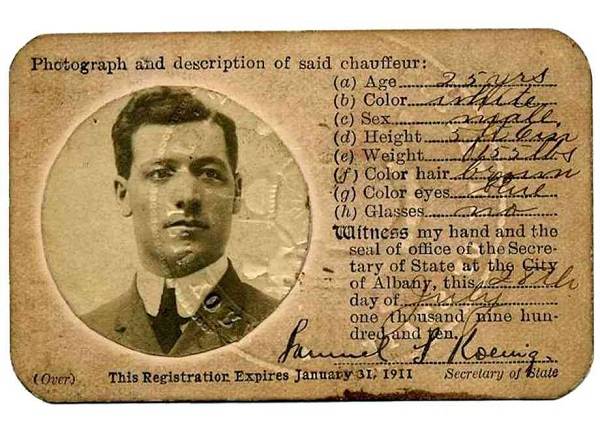 اولین کسی که در جهان گواهینامه رانندگی گرفت/ تصاویر