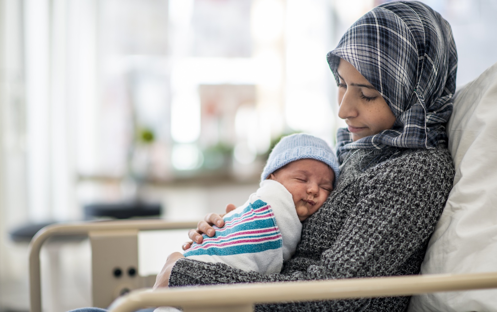 6 مورد در رابطه با شیر دادن به نوزاد پس از عمل سزارین