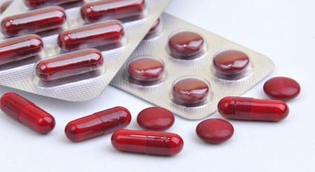 مکمل آهن با چه داروهایی تداخل دارد؟