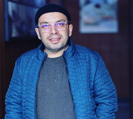عباس جمشیدی در آغوش بازیگر معروف+عکس