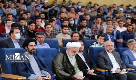 دیدار رئیس قوه قضاییه با دانشجویان دانشگاه کردستان+ عکس