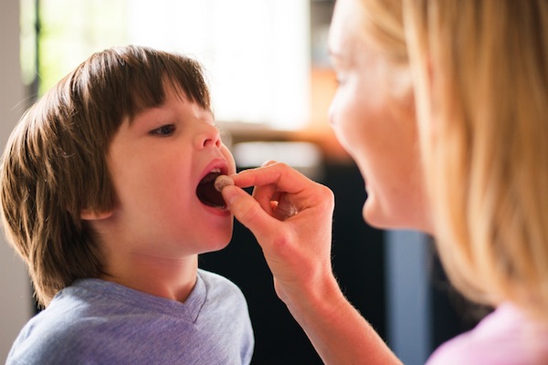 مصرف خودسرانه آنتی بیوتیک در کودکان این بلا را سر روده شان می آورد