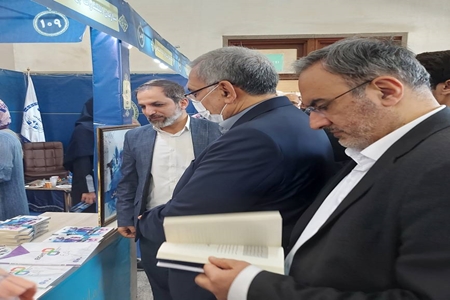 خبر وزیر بهداشت درباره  تجهیز مراکز بهداشتی و درمانی کشور به «کتابخانه سپید»