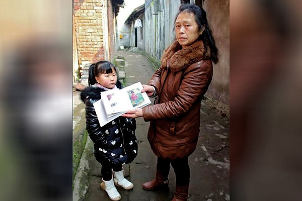 دختر چینی که در 7 سالگی ماند و بزرگ نشد+ تصویر