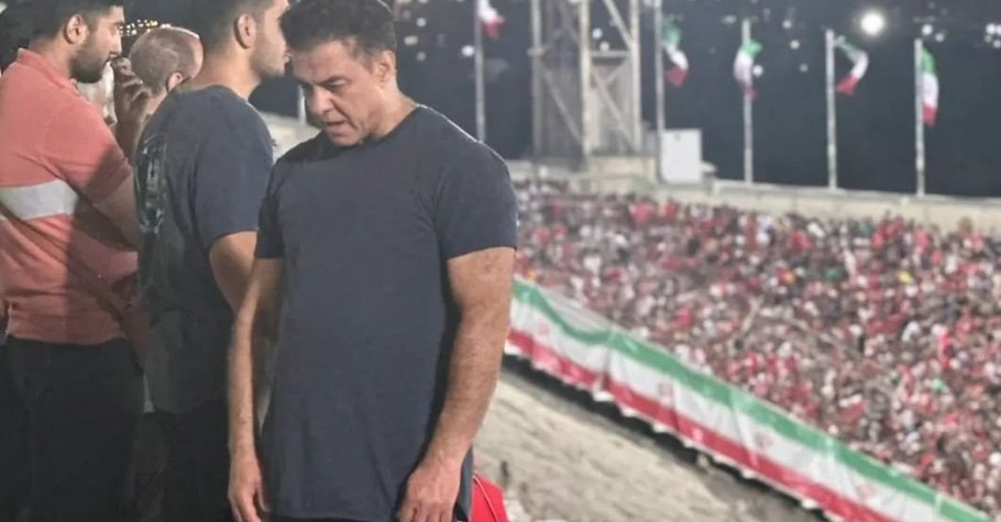 قابی جالب بین هواداران دربی پرسپولیس و استقلال + عکس
