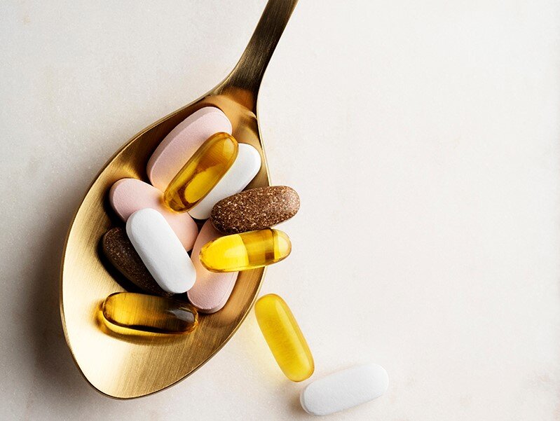 چه زمانی ویتامین‌ها را مصرف کنیم بهتر است؟