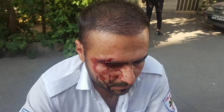  ضرب و شتم نیروی اورژانس در محله ستارخان +عکس