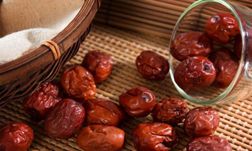 سنجد برای کاهش تهوع زنان باردار بسیار مفید است 