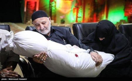 تصویری جانسوز به مناسبت شب حضرت علی اکبر+عکس