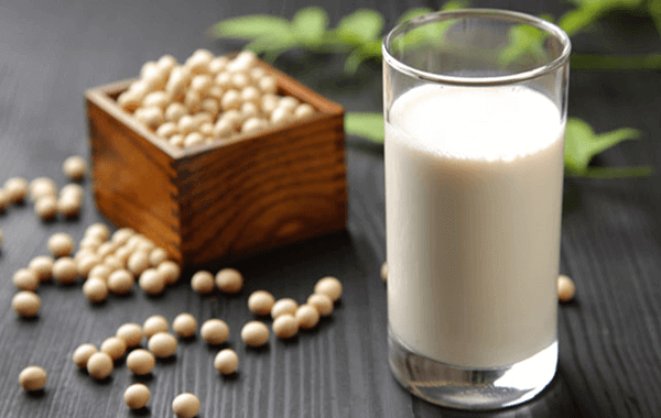  شیر سویا نوشیدنی با خواص فراوان