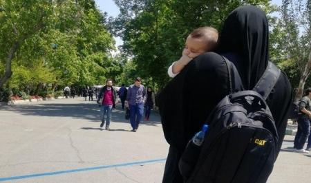  آیا می دانید برای حمایت از مادران دانشجو چه خدماتی در نظر گرفته شده است/ اینفوگرافیک
