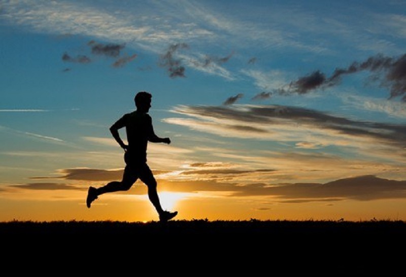 اثر باورنکردنی ۱۰ دقیقه دویدن در طول روز