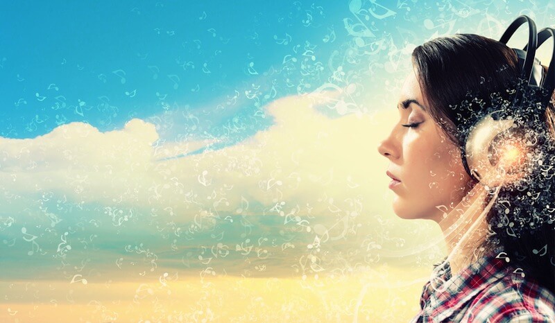  برای کسب آرامش، موسیقی غم انگیز گوش کنید
