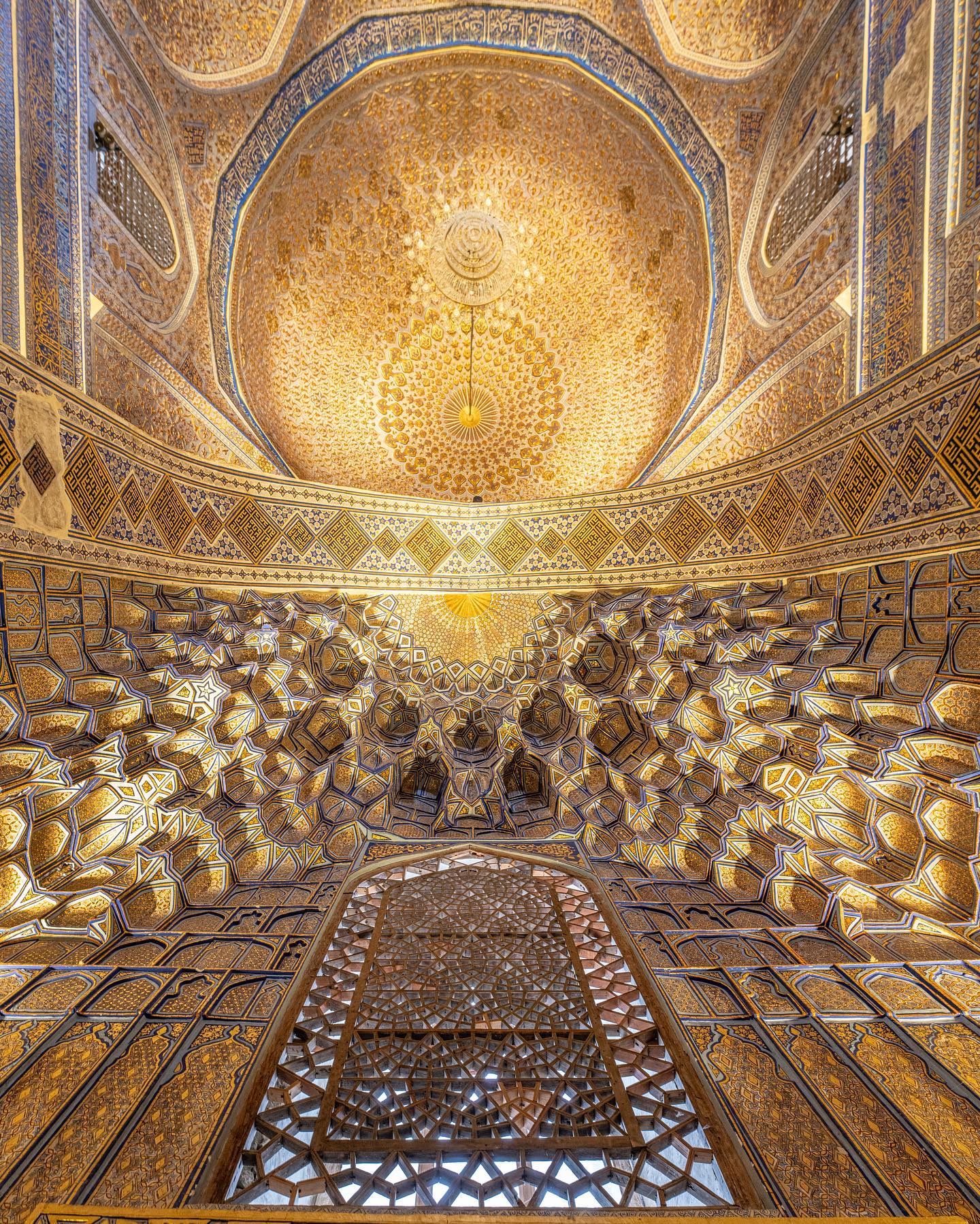 معماری بی‌نظیر سقف مساجد و مدارس ازبکستان + عکس
