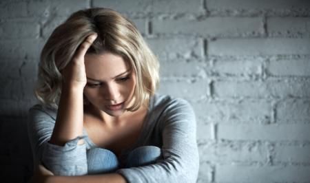  راهکارهای طبیعی برای غلبه بر افسردگی