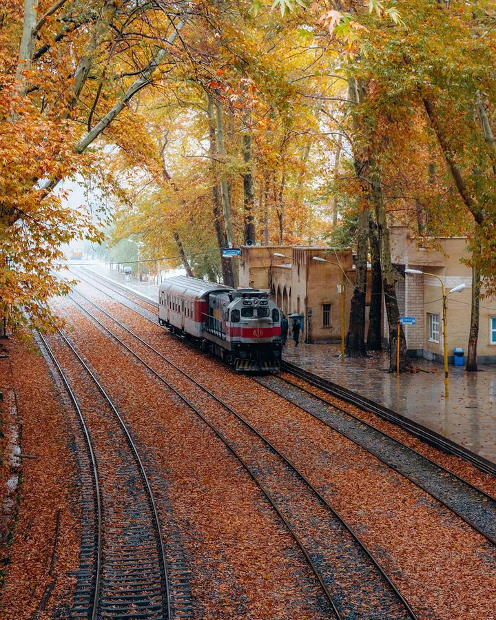 پاییزدیدنی  ایستگاه راه‌‌آهن بیشه+عکس