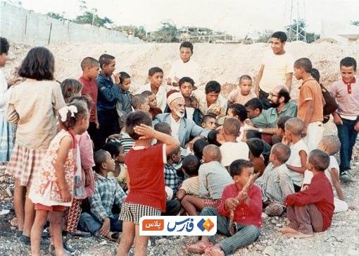 تصویری از شهید چمران میان کودکان لبنانی و فلسطینی + عکس
