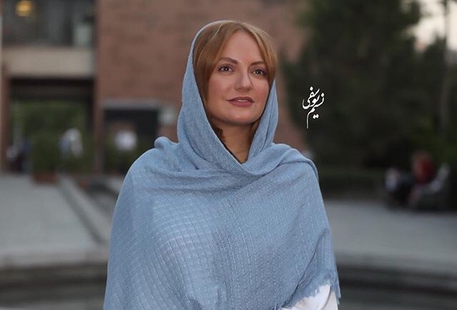 عکس/ مهناز افشار با تیپی متفاوت !