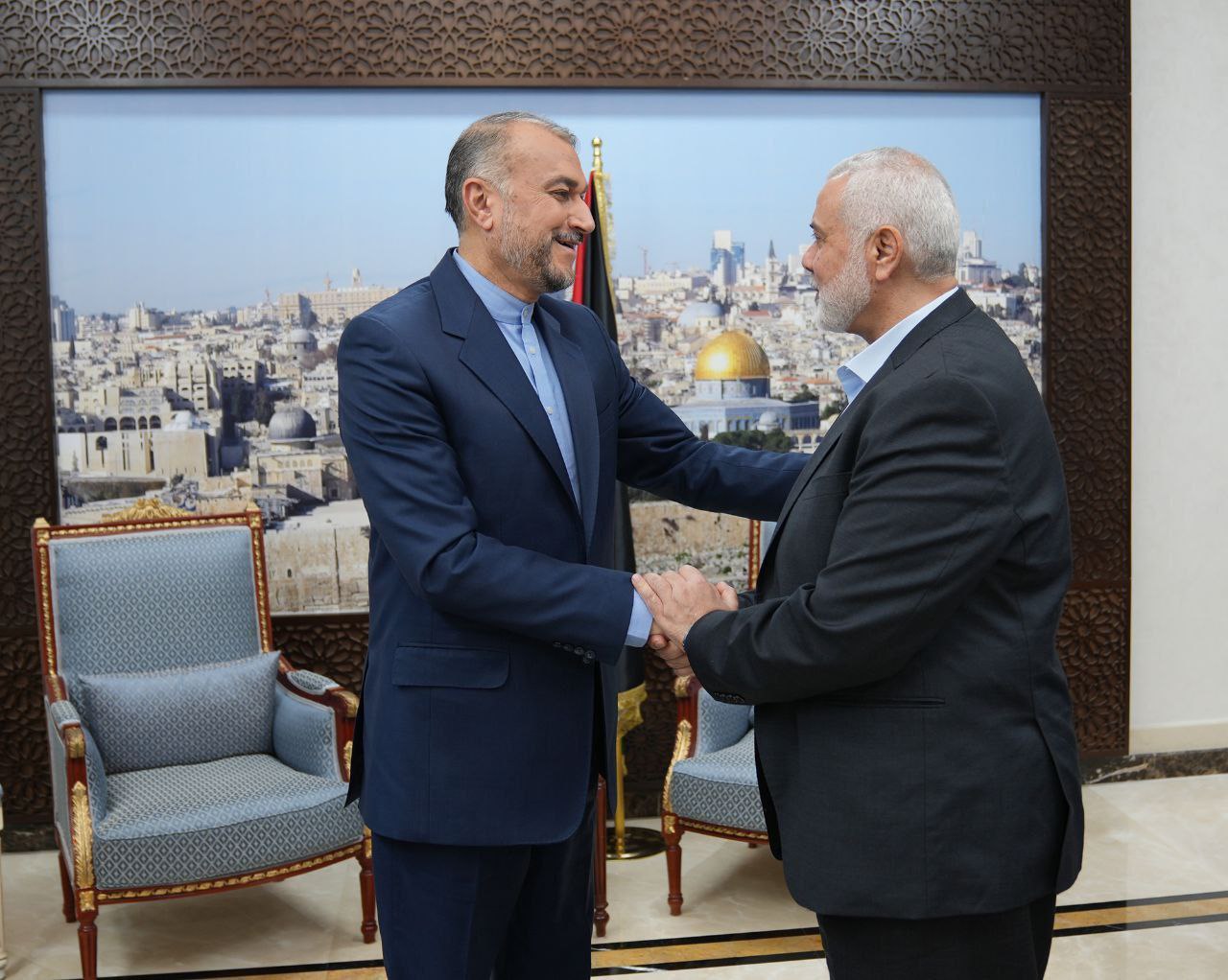 دیدار امروز وزیر امور خارجه با اسماعیل هنیه در دوحه+عکس
