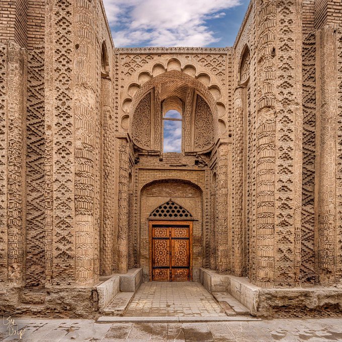 سردر چشم نواز مسجد جورجیر+عکس